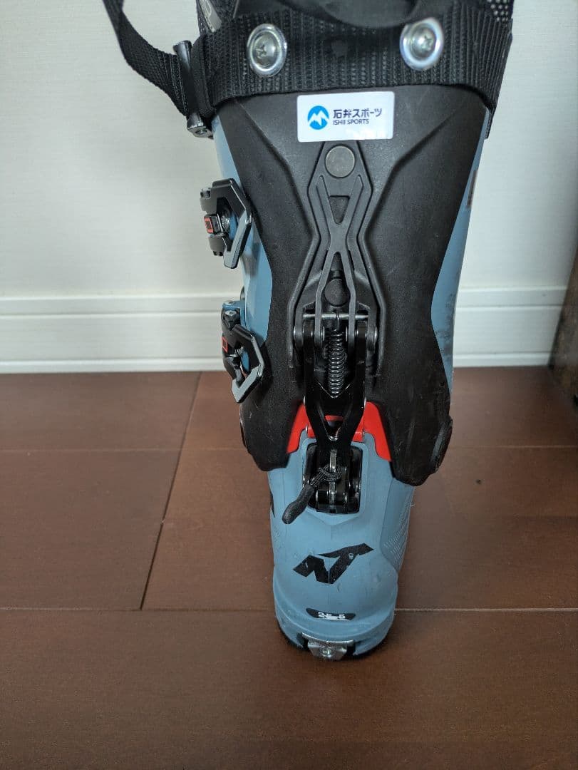 Nordica アンリミテッド 130 25.5　※左のみ