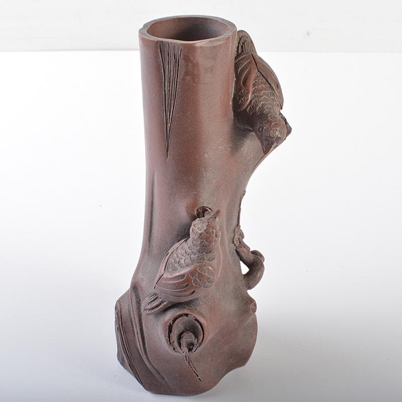 中国　紫砂　朱泥　梅に鳥彫　花瓶　在銘　V　R6460