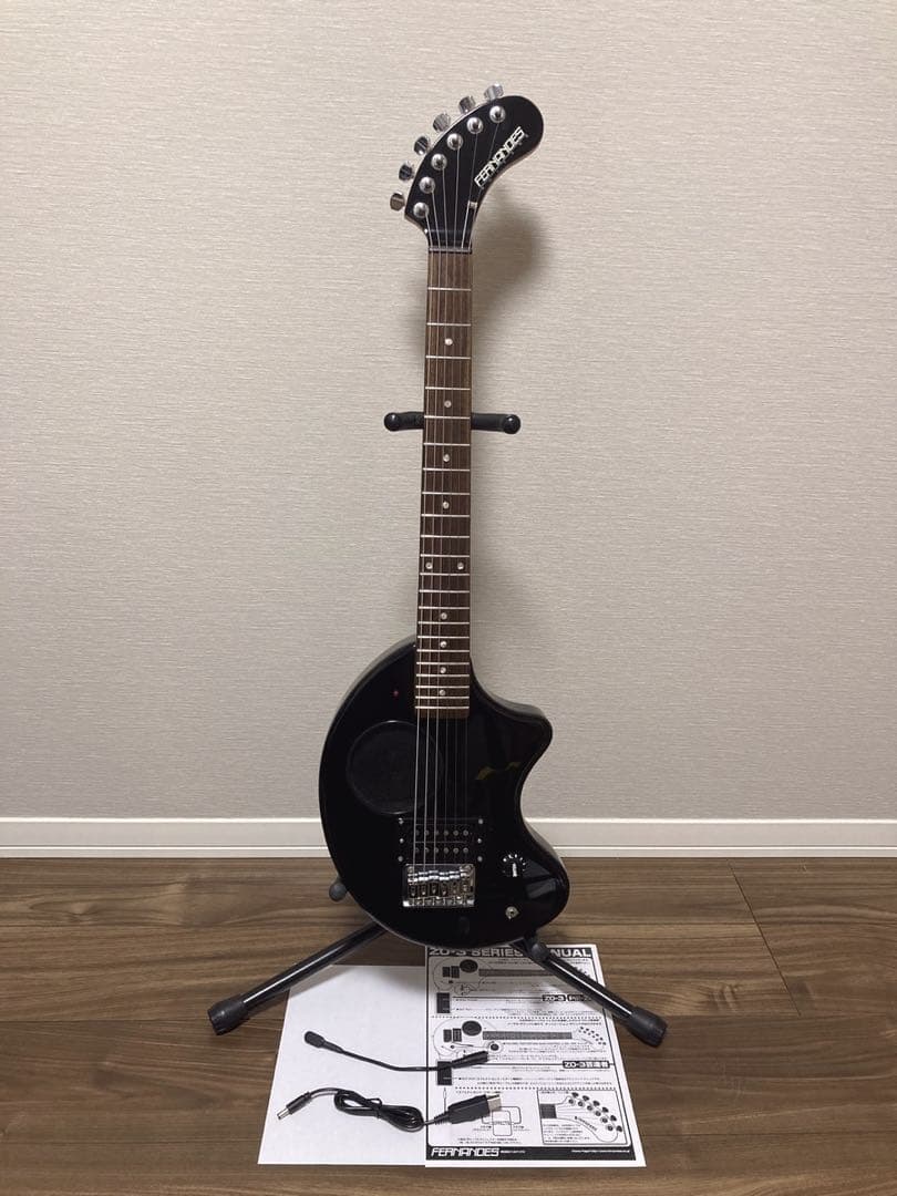 超美品 FERNANDES ZO-3 黒 イヤホンジャック付USBアダプター付き