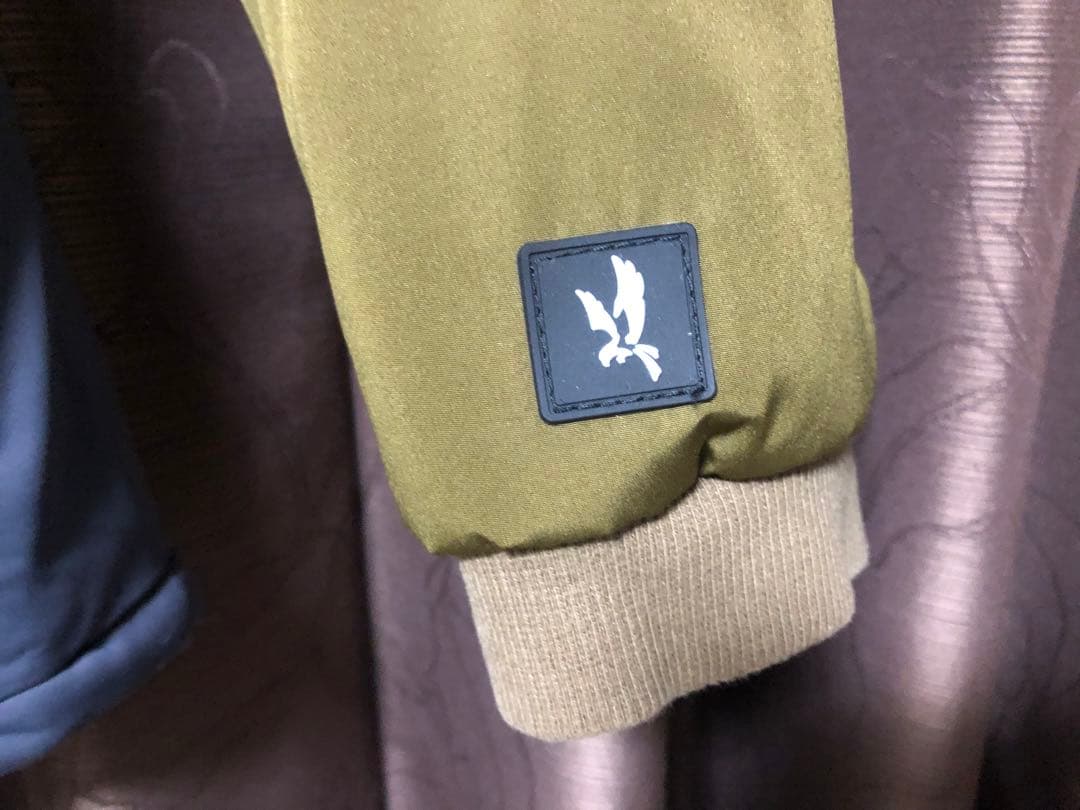 美品 OSP Mサイズ ハイブリッドパフジャケット ハイネック