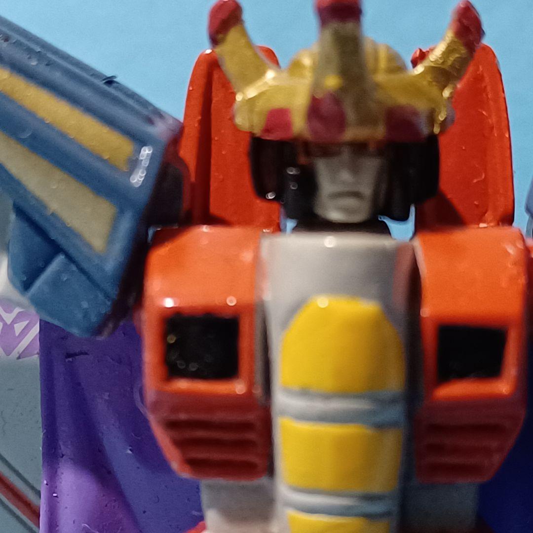 トランスフォーマー スタースクリーム 王冠付き(海外版SCFトランスフォーマー)
