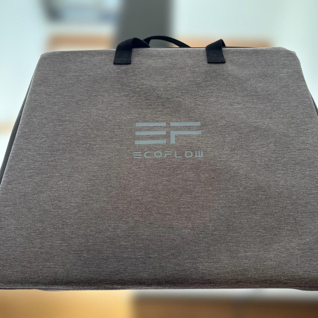 ほぼ新品 美品 ECOFLOW ソーラーパネル本体 EF-Flex-110c