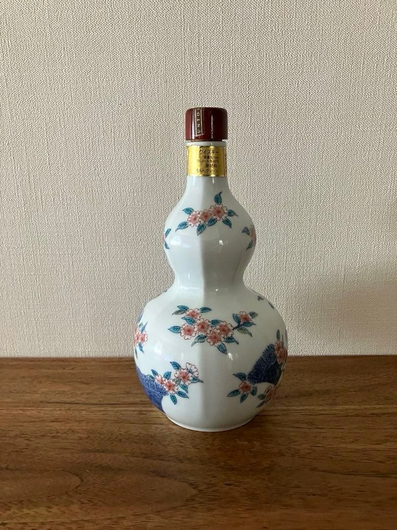 【空瓶】響21年　有田焼　色絵柴垣桜文面取瓢形瓶