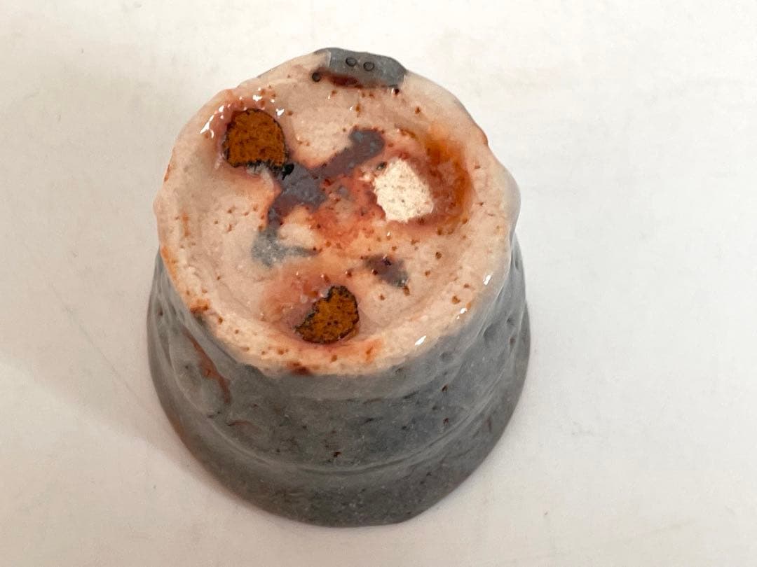 陶芸家　若尾利貞　鼠志野　ぐい呑　酒器　酒盃　筒盃　共箱　志野　美濃