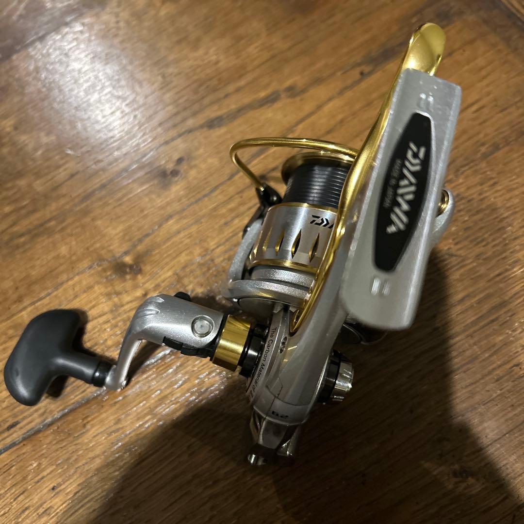 IMPULT 2500LBD スピニングリール　正月特価！！お値下げしました！