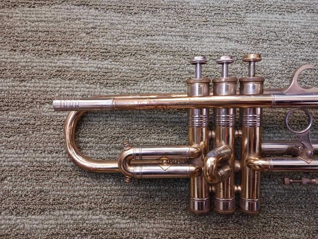 ヒュッテル　スーパーデラックス