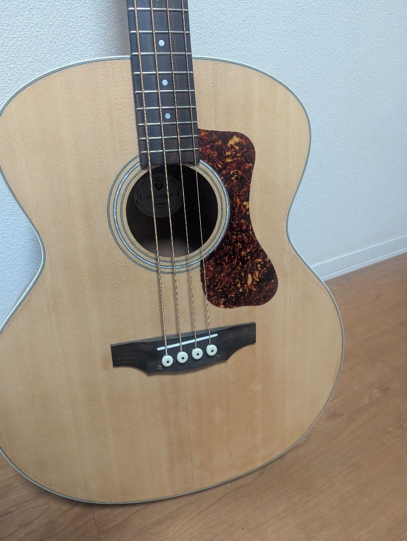 京都市内手渡し希望。GUILD アコースティックベース 4弦