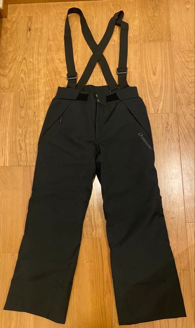 ON-YO-NE オンヨネ スキーウェア パンツ : ブラック Mサイズ