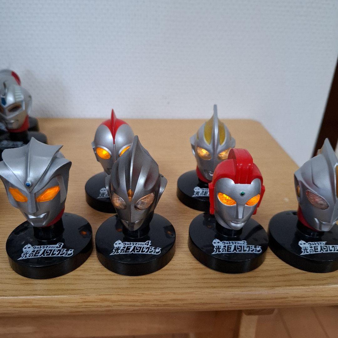 ウルトラマン 光の巨人マスクコレクション45個セット