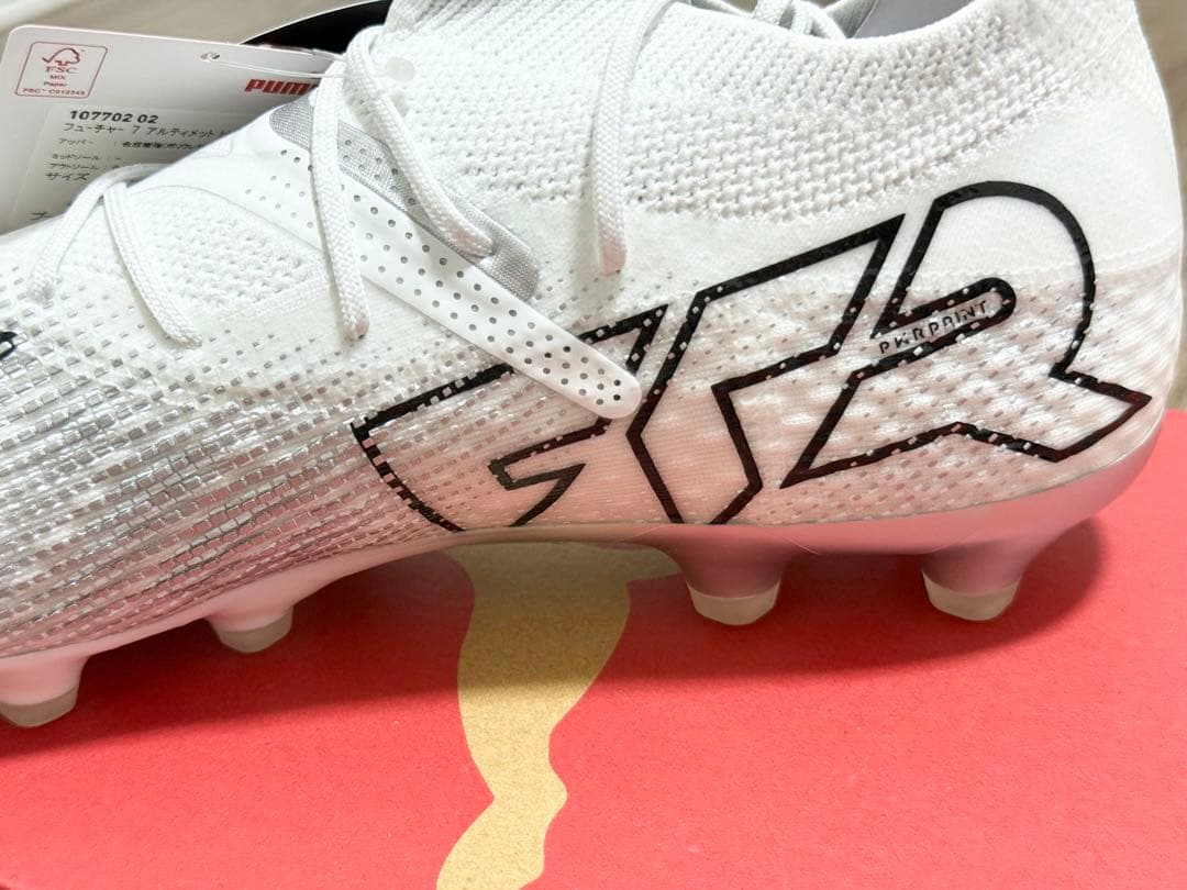 新品 プーマ スパイク FUTURE 7 ULTIMATE HG/AG 26.5