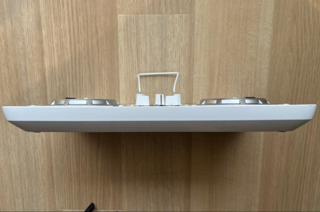 ⑩Pioneer DJコントローラー DDJ-WeGO4