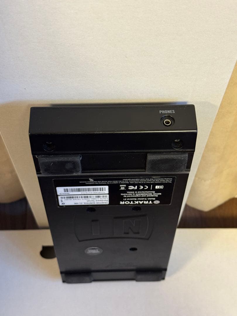 DJ機材 TRAKTOR KONTROL Z1