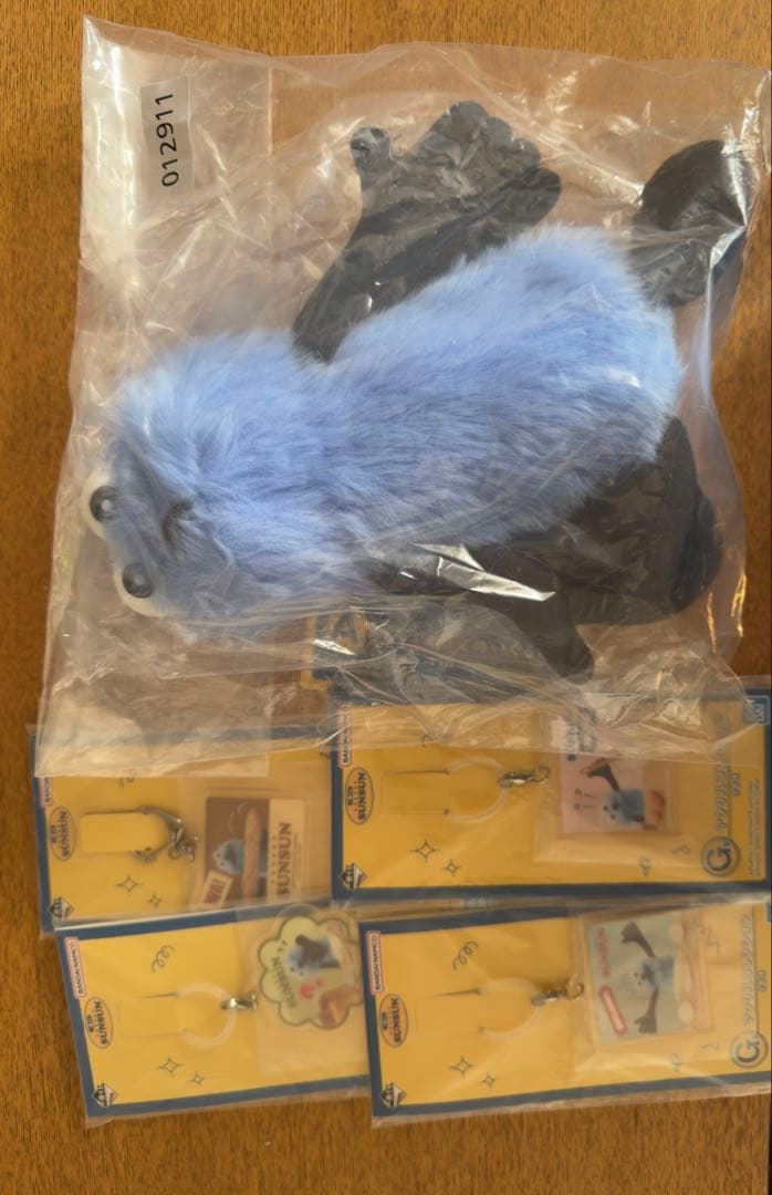 スンスン一番くじ A賞：スンスンぬいぐるみ1点 G賞：アクリルコレクション4点