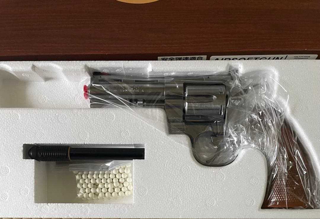 タナカ コルトパイソン 357マグナム 4インチ R-model ステンレス