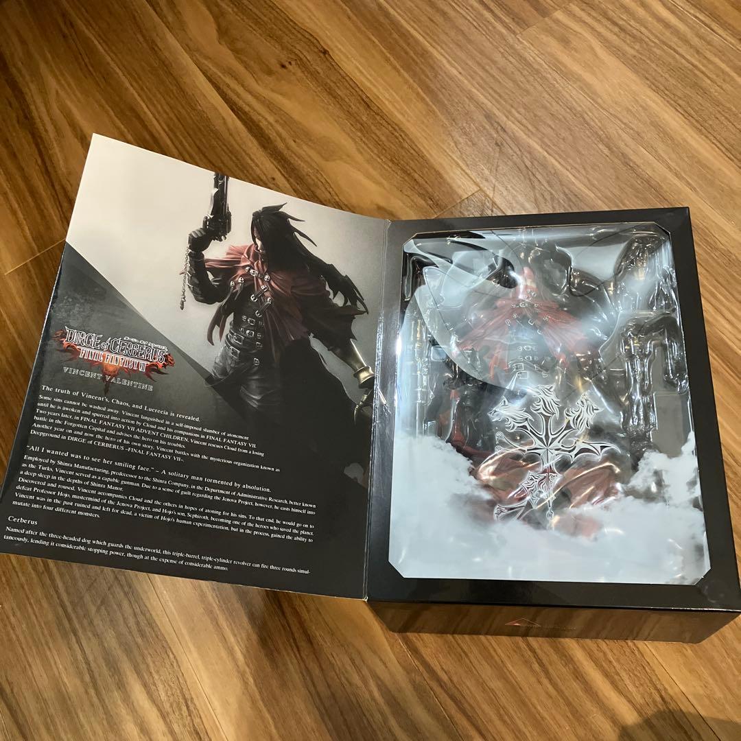 ゲームキャラクター DIRGE OF CERBERUS Vincent Valentine