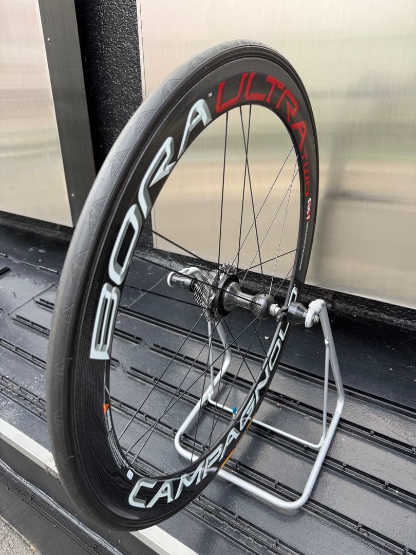 CAMPAGNOLO BORA ULTRA TWOチューブラータイヤ　リアのみ