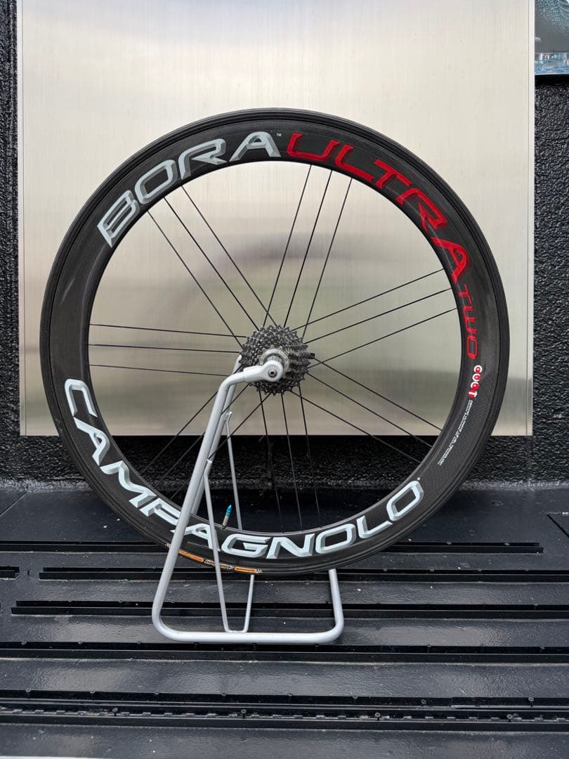 CAMPAGNOLO BORA ULTRA TWOチューブラータイヤ　リアのみ