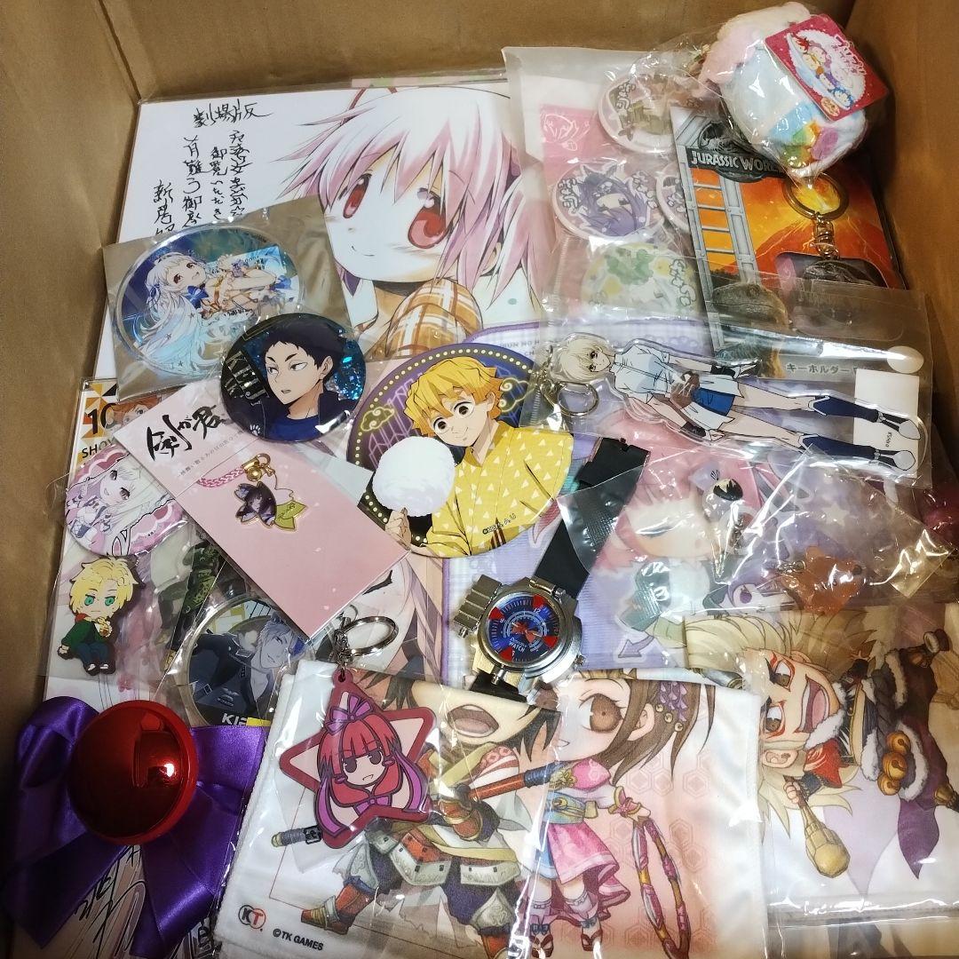 アニメグッズ　ノンジャンル　まとめ売り　大量 約500個　140サイズ