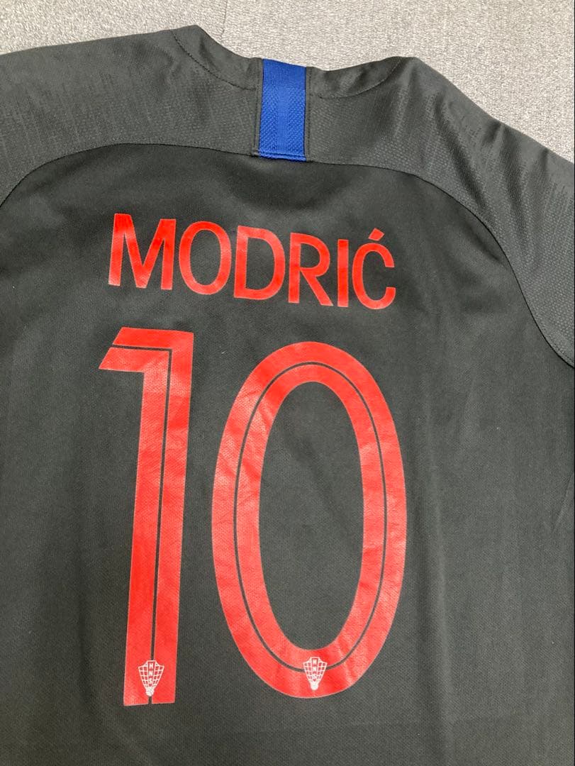 クロアチア代表　モドリッチ 2018年モデル ユニフォーム