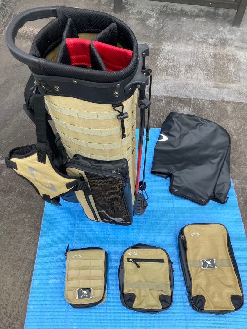 オークリー　9.5型スタンド式　キャディバック