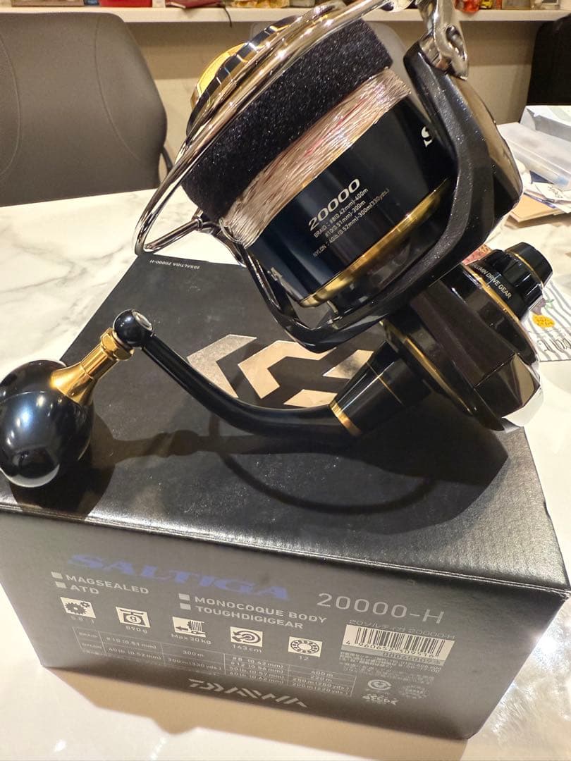 DAIWA SALTIGA 20000-H スピニングリール