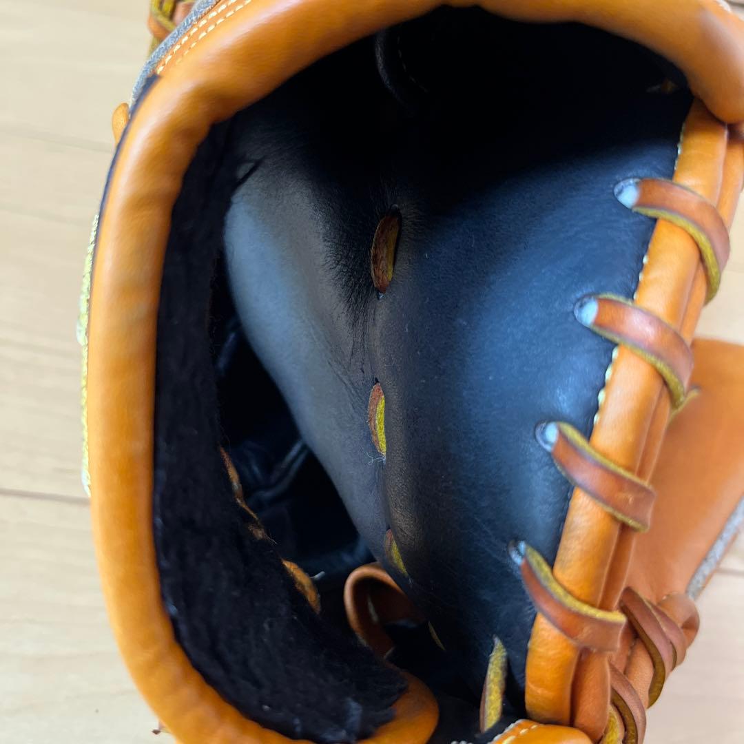 ドナイヤ山田哲人軟式グローブ