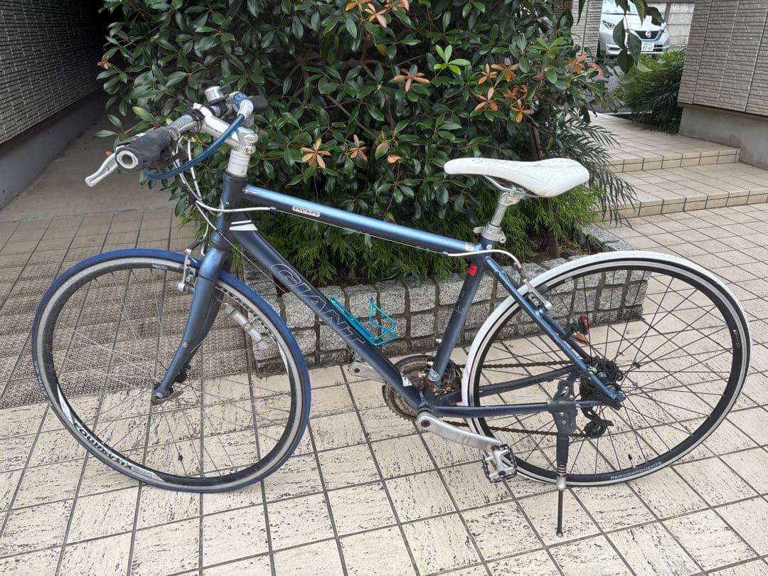 【直接取引可能】GIANT クロスバイク ESCAPE