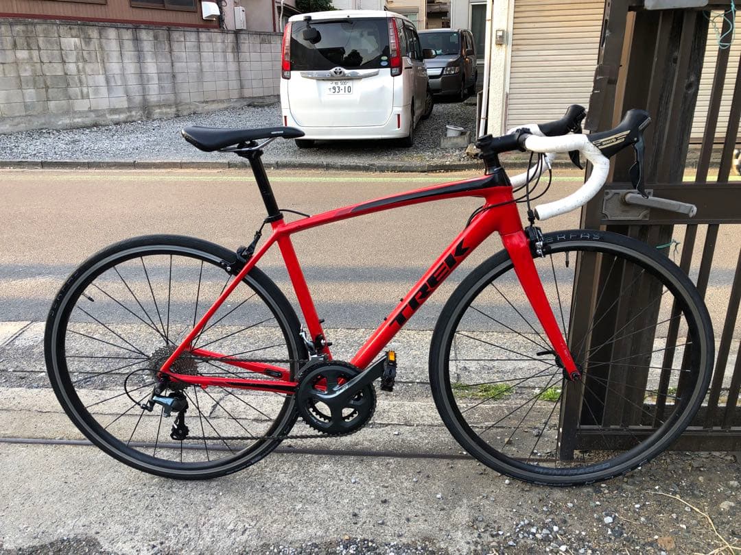 送料込み【整備済】軽量アルミロードバイク トレック エモンダALR4 2019