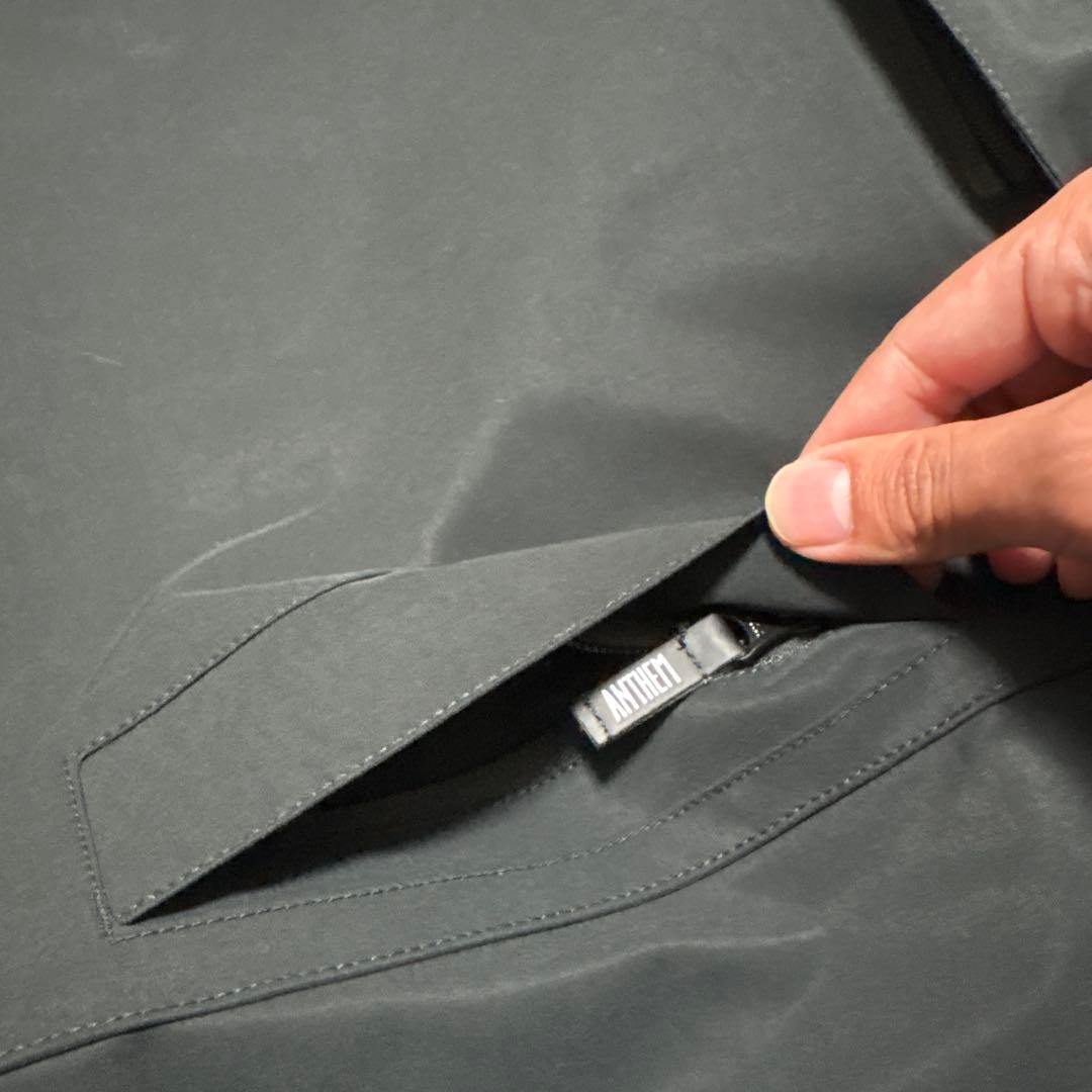 ANTHEM ブラック スノーボードウェア