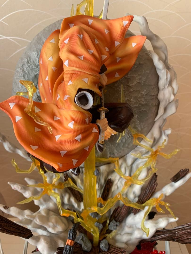 我妻善逸鬼滅の刃 フィギュア 約51cm 傷あり　値下げ可能