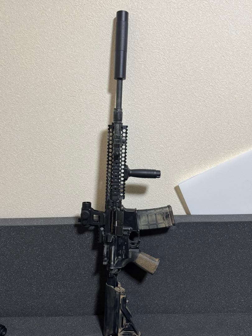 D*k様 【絶版品】東京マルイ次世代電動ガン レシーライフル汚し塗装カスタム