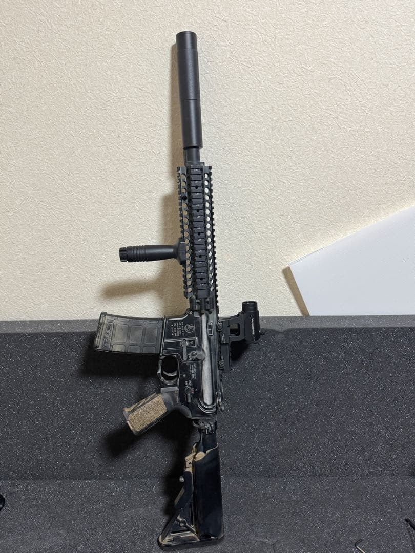 D*k様 【絶版品】東京マルイ次世代電動ガン レシーライフル汚し塗装カスタム