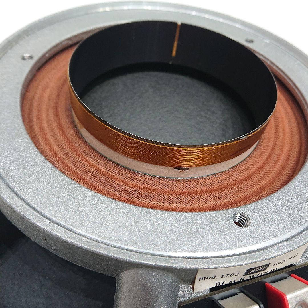 PEAVEY BLACK WIDOW 1202 4Ω リコーンバスケット 1本