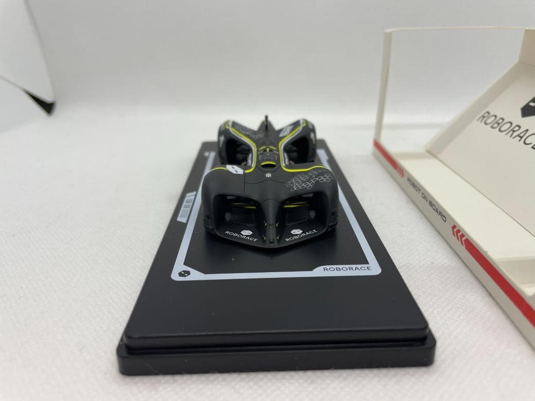 ミニカー 405-133 ROBORACE 1/43 ROBOT ON BOARD #25