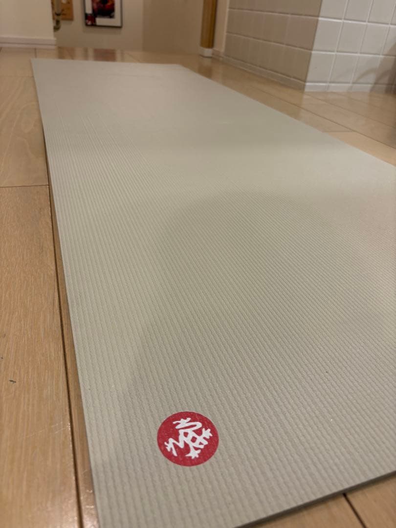 マンドゥカ　ヨガマット　サンド　美品