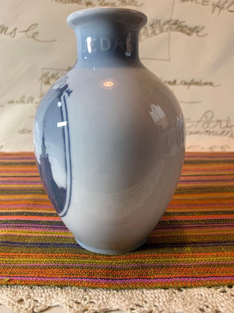 ロイヤルコペンハーゲン　1926年アンティークのローゼンボー城が描かれた花瓶！