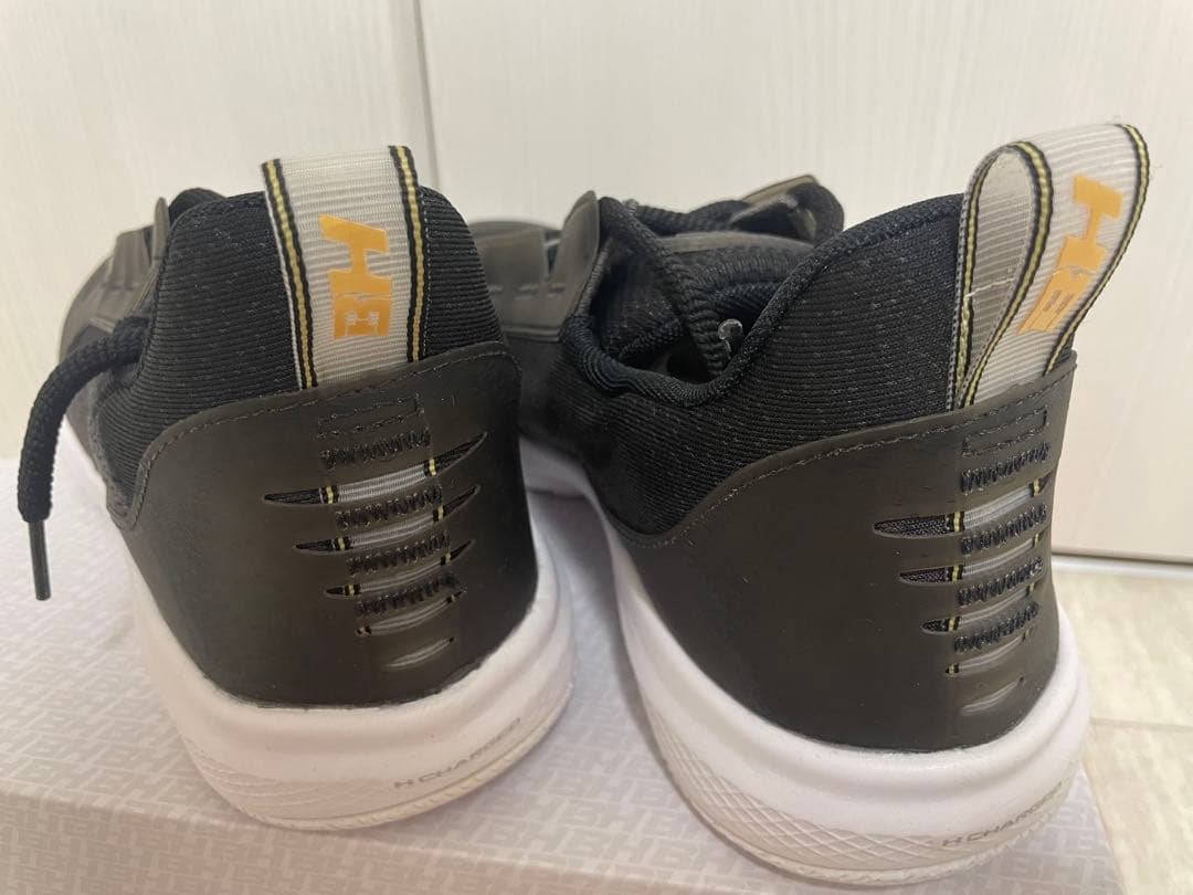 ⭐️新品 アンダーアーマー⭐️ ハーパー6 ターフ 野球 トレーニング シューズ