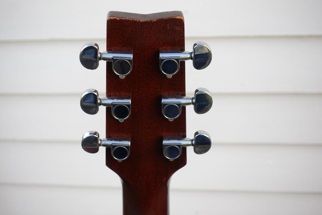 ヤマハ FG-200J（リペアずみ）