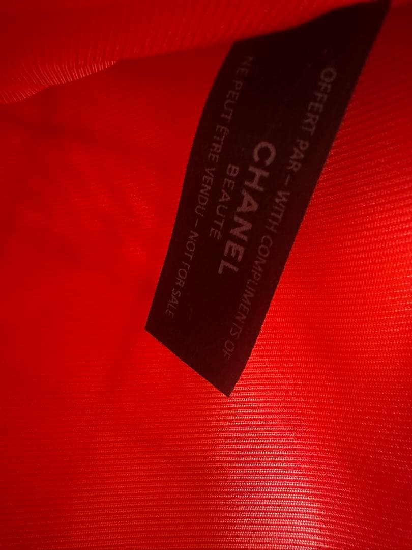 CHANELシャネル☆ノベルティ新品未使用ツイードトートバッグ赤白スパンコール