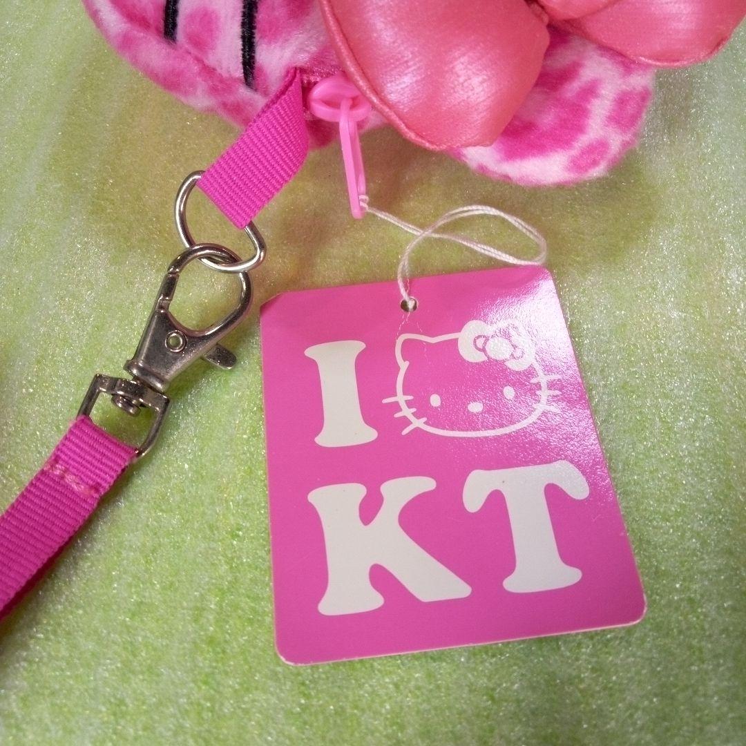 ハローキティ　ヒョウ柄　ポーチ　桃色　ピンク　ぬいぐるみショルダーポーチ