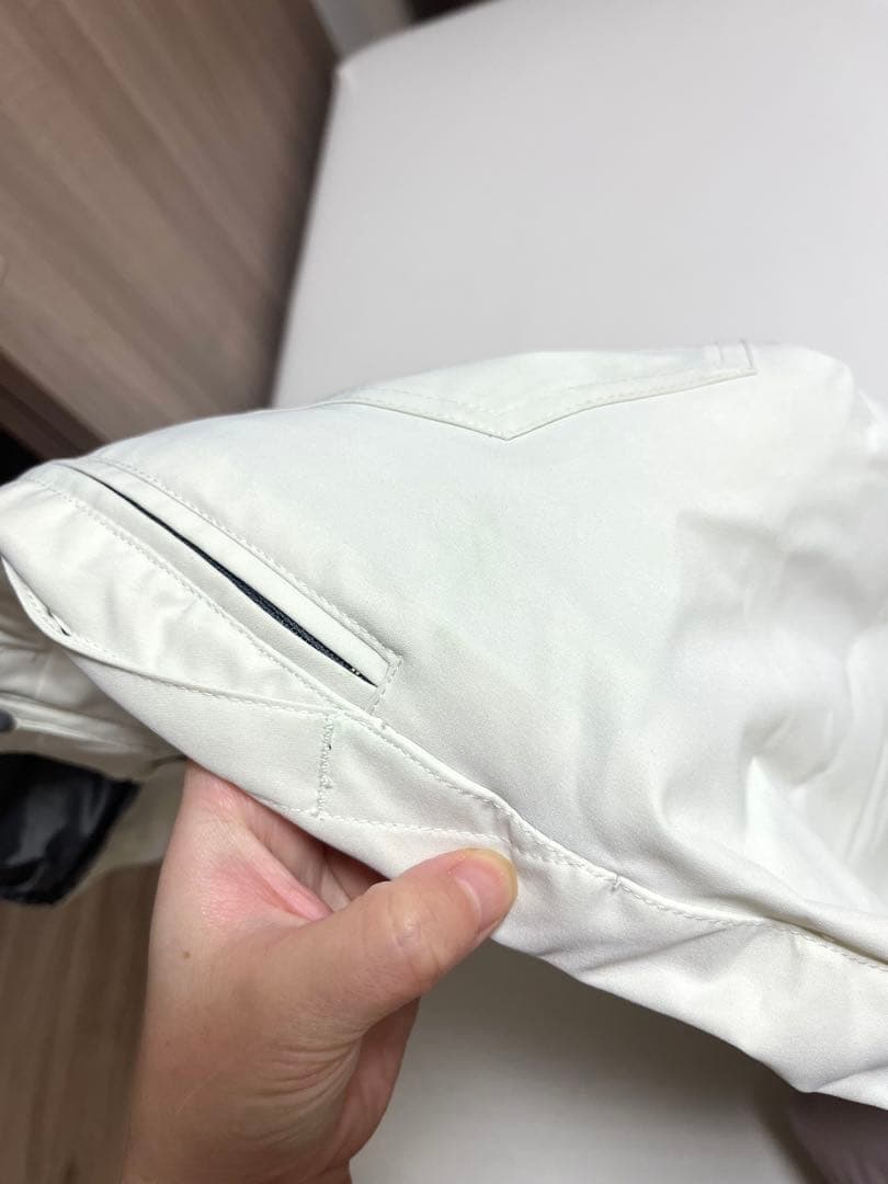 女性用スノーボードウェア上下セット　DLITE ピンク　ホワイト