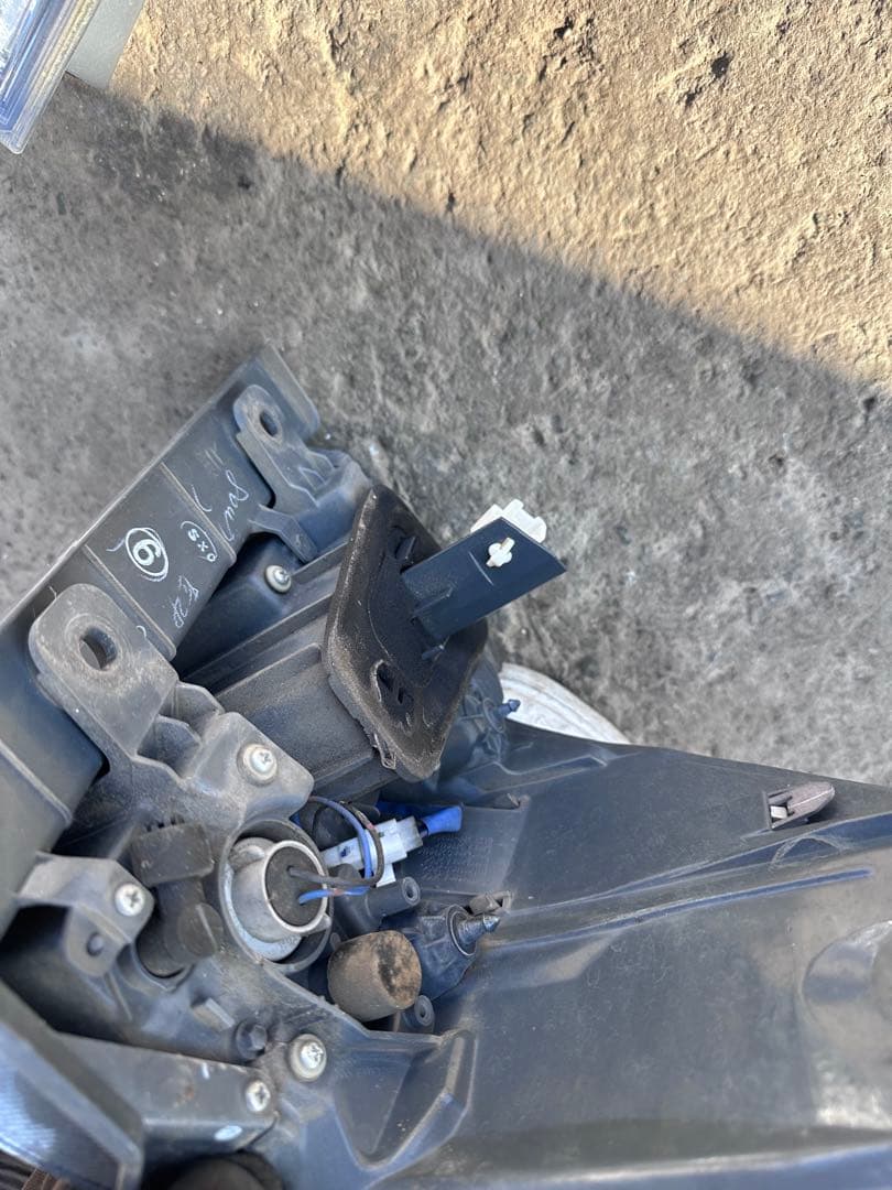 トヨタ　20 　ヴェルファイア　テールランプ　右左セット