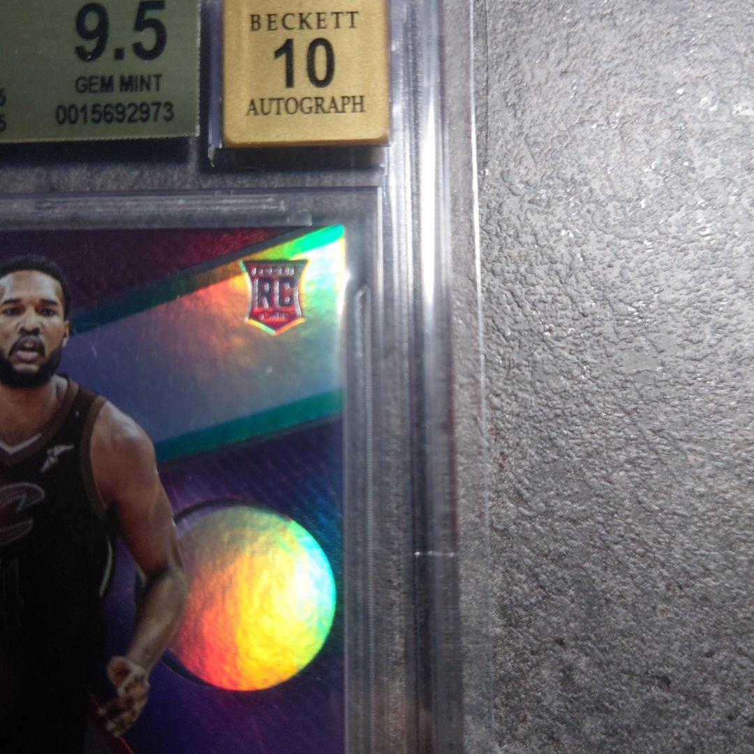 その他 Evan Mobley RC Auto panini