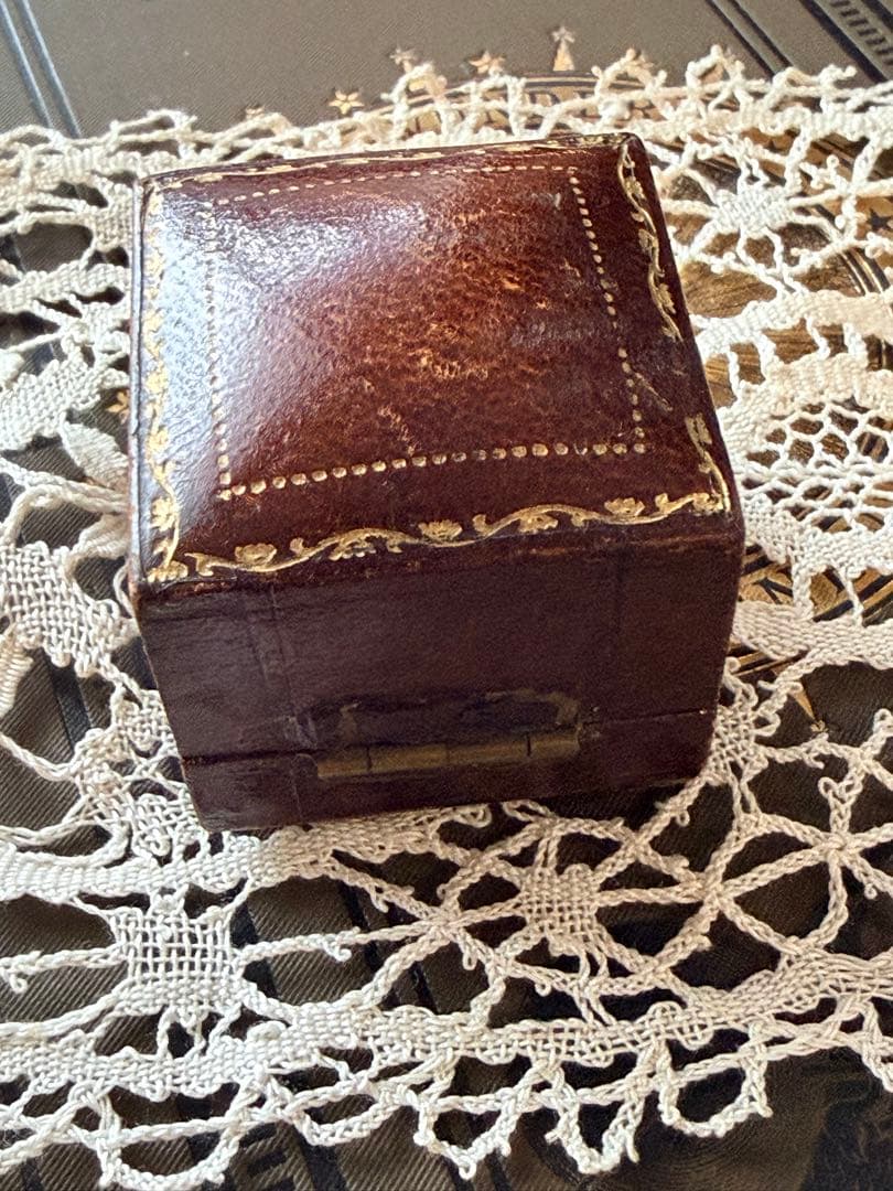 ジュエリーボックス　イギリス　アンティーク ブラウンリングケース