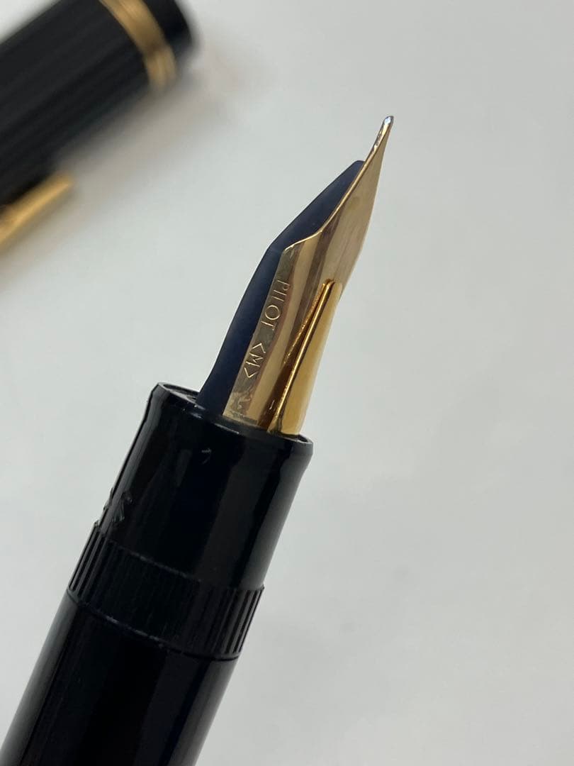 PILOT パイロット 万年筆 14K金ペン先 ケース付き　【3679】