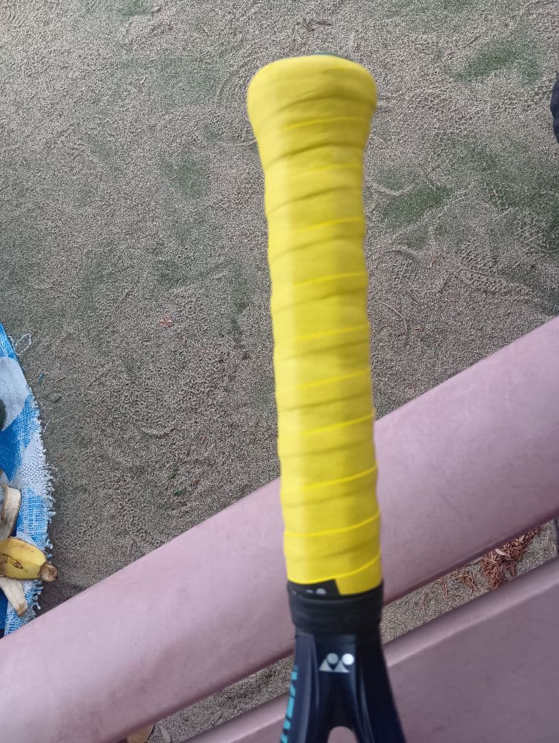 ヨネックス　イーゾーン YONEX EZONE 100 テニスラケット