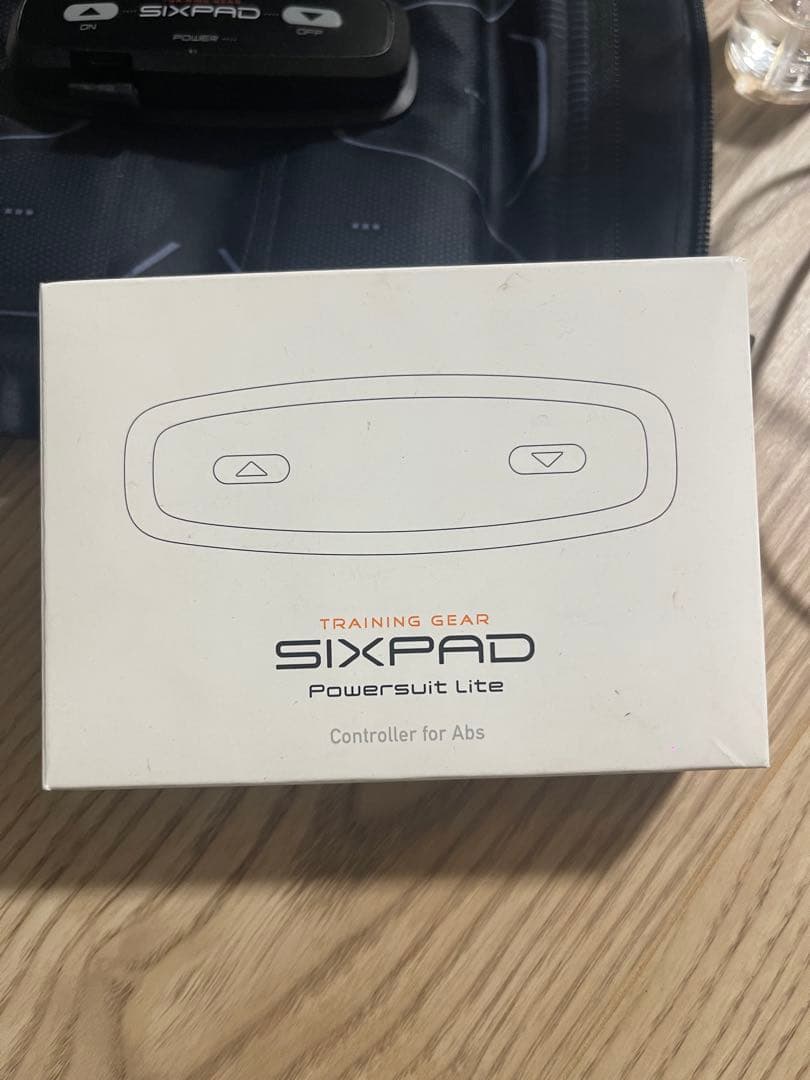 SIXPAD EMS腹筋トレーニングデバイス　Mサイズ