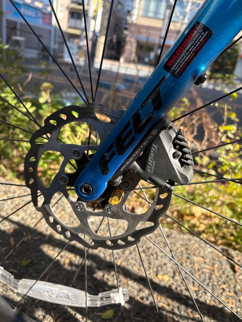 FELT VR40 22年モデル　Shimanoペダル搭載