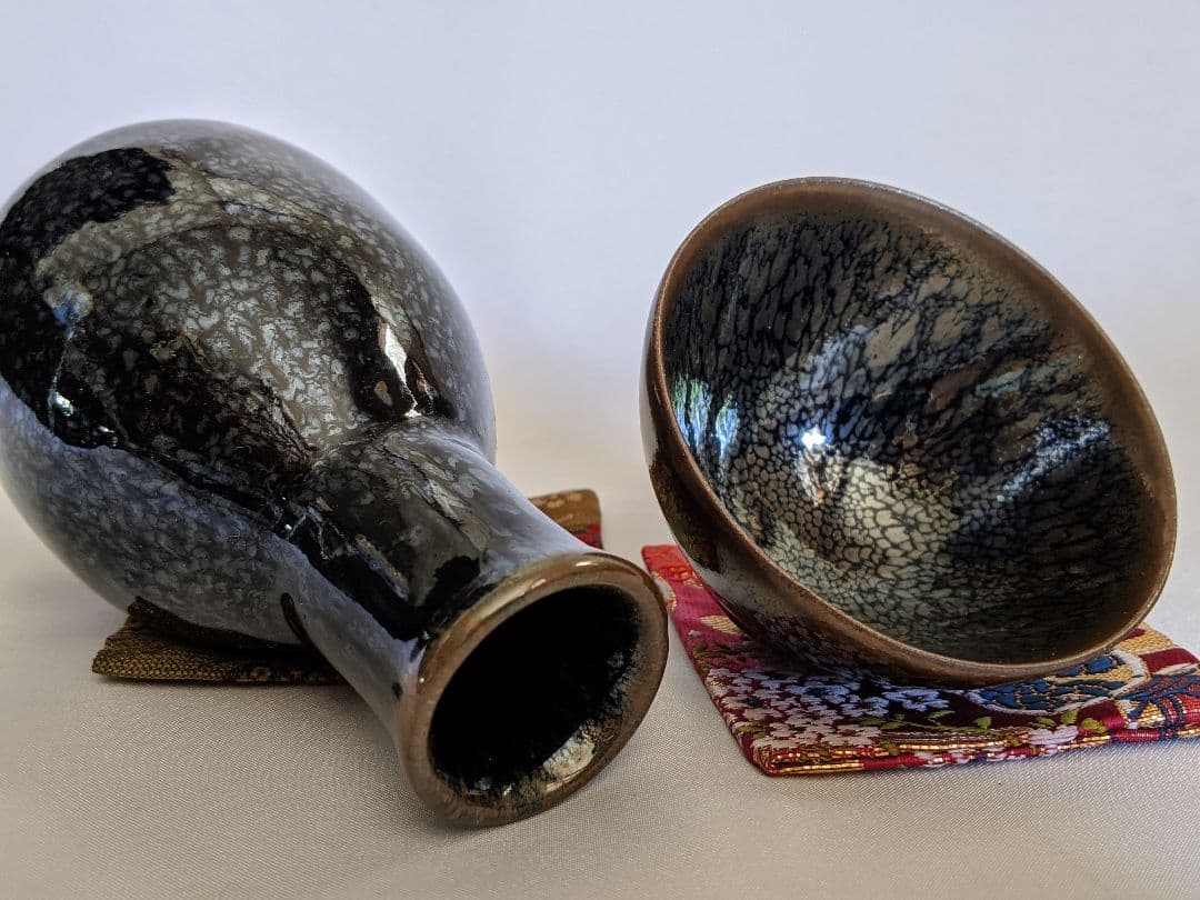 加藤孝俊作　油滴天目　徳利•酒盃セット　骨董品　共箱入