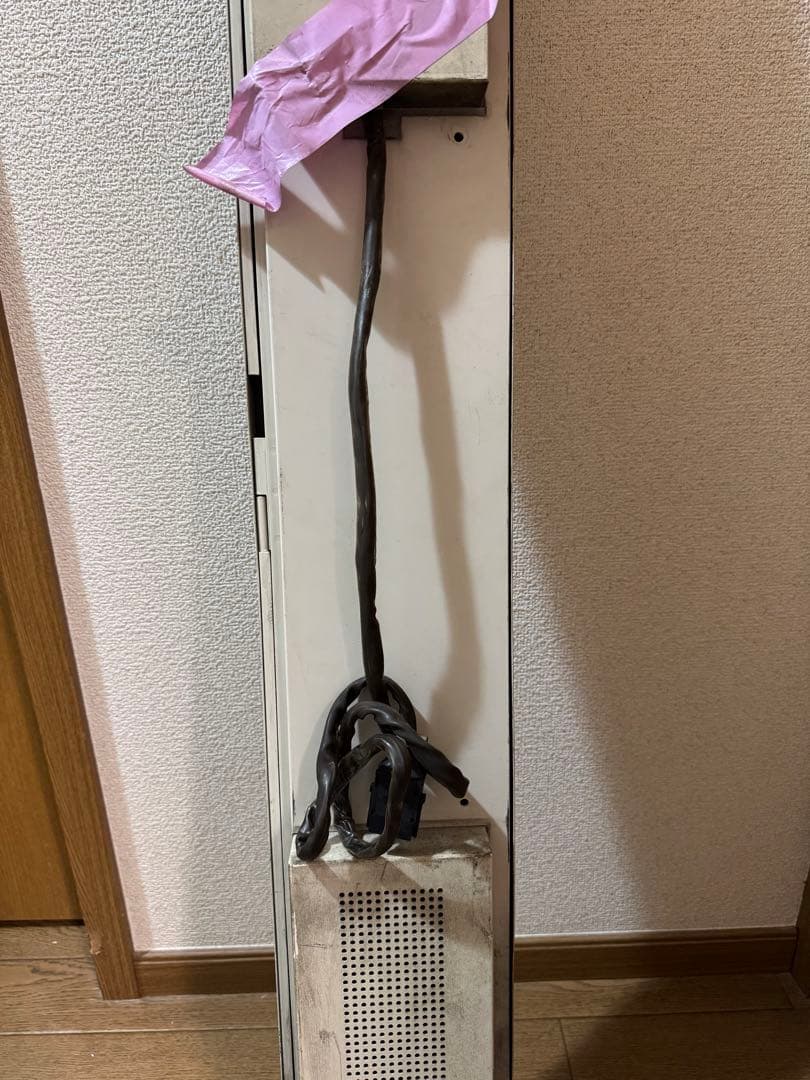 東京メトロ千代田線06系ドア鴨居部モニター